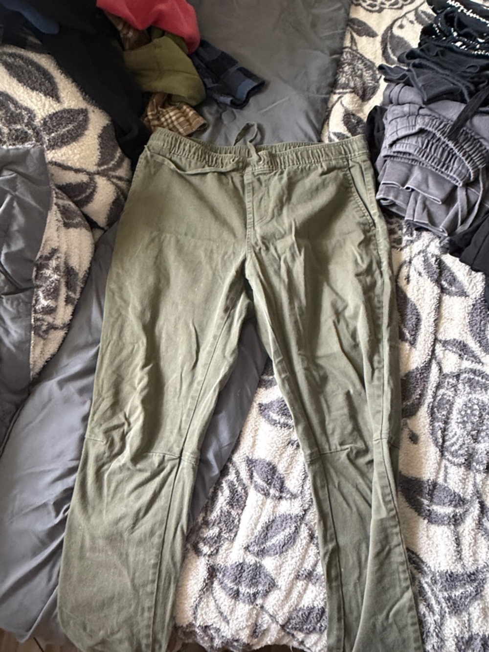 Empyre Olive Drawstring Casual Joggers